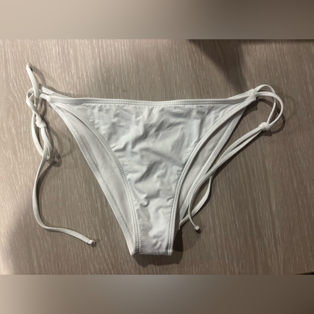 NWOT XL full tilt bikini bottoms